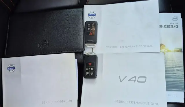 VOLVO V40 D4 Ocean Race