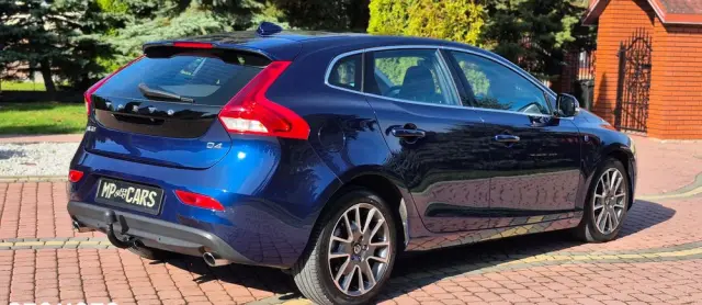 VOLVO V40 D4 Ocean Race