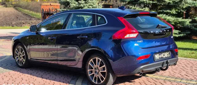 VOLVO V40 D4 Ocean Race