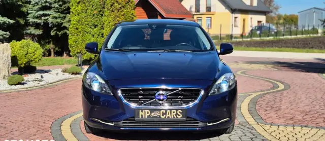 VOLVO V40 D4 Ocean Race