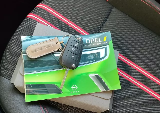 OPEL Crossland 1.2 T GS Line Plus Pack