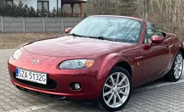 MAZDA MX-5 