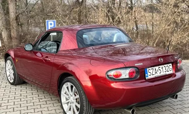 MAZDA MX-5 