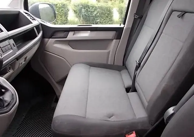 VOLKSWAGEN TRANSPORTER 150PS AUTOMAT KLIMA KAMERA 