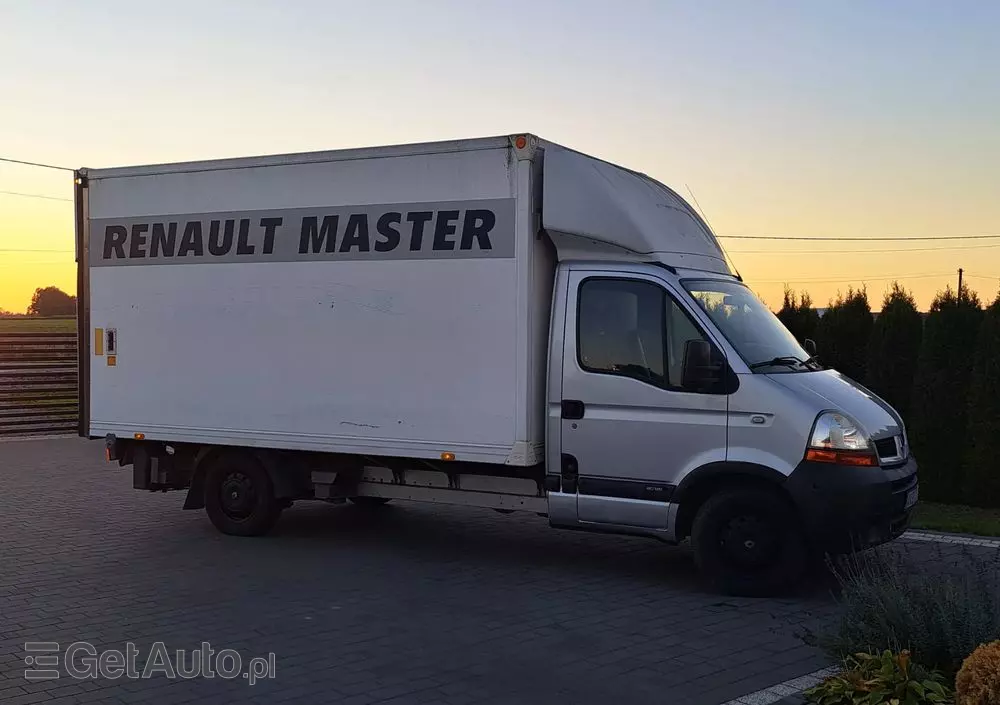 RENAULT Master 