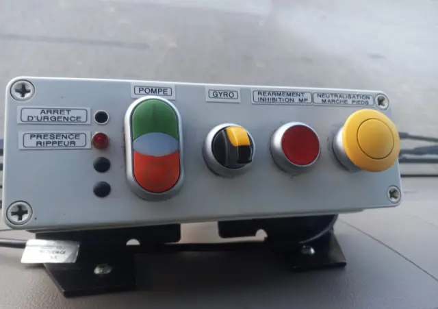 NISSAN Cabstar NT400/ŚMIECARKA +WYWROT DO 3,5T MODEL35.12/FRANCJA 