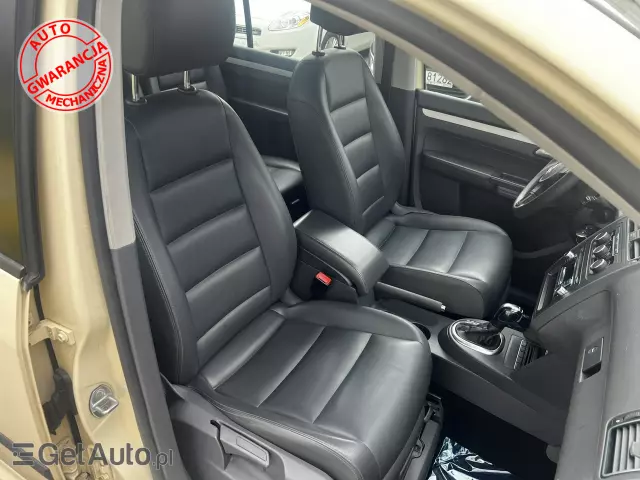 VOLKSWAGEN Touran Comfortline DSG