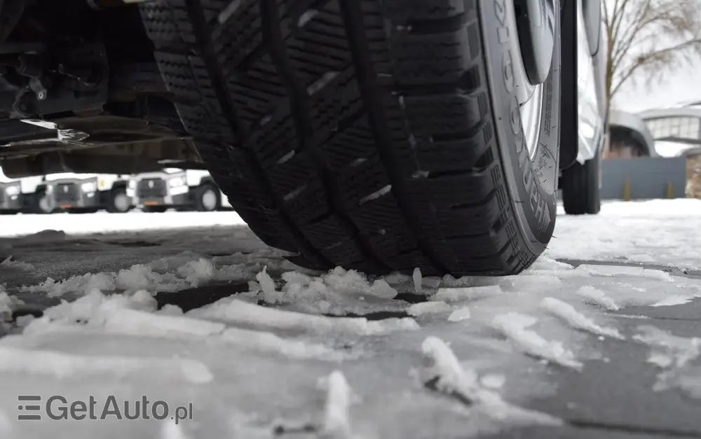 RENAULT MASTER / 2.3 - 150 KM / BRYGADÓWKA / DOKA / 7 OSOBOWY / DOSTAWCZE / BLASZAK / KLIMA / TEMPOMAT / HAK / SPROWADZONY 