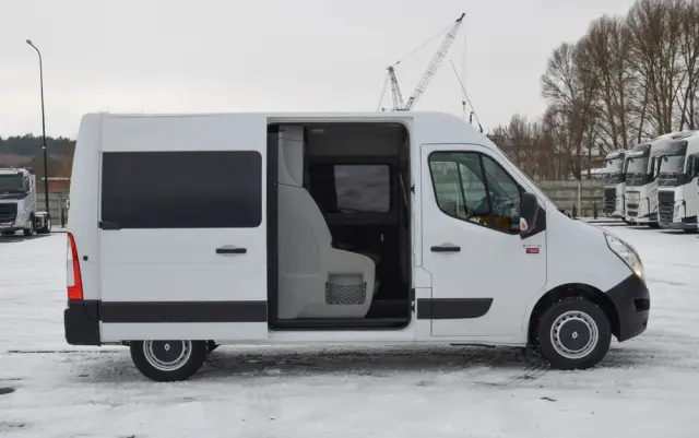 RENAULT MASTER / 2.3 - 150 KM / BRYGADÓWKA / DOKA / 7 OSOBOWY / DOSTAWCZE / BLASZAK / KLIMA / TEMPOMAT / HAK / SPROWADZONY 