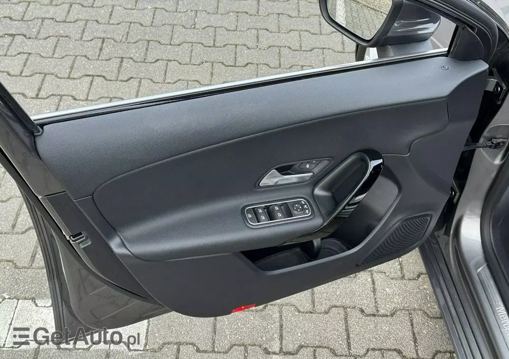 MERCEDES-BENZ Klasa A 180