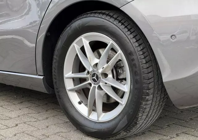 MERCEDES-BENZ Klasa A 180