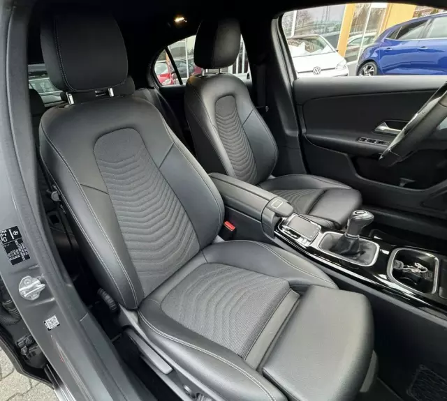 MERCEDES-BENZ Klasa A 180