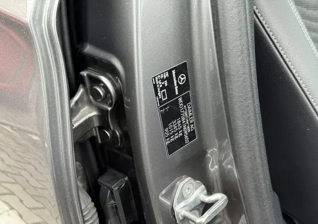 MERCEDES-BENZ Klasa A 180