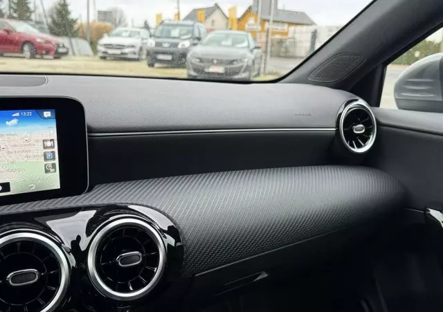 MERCEDES-BENZ Klasa A 180