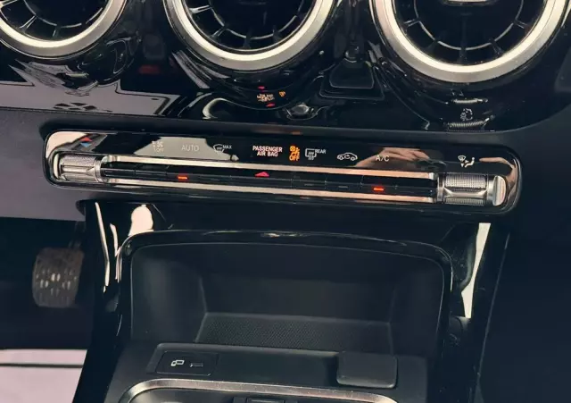 MERCEDES-BENZ Klasa A 180