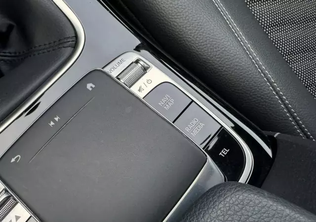 MERCEDES-BENZ Klasa A 180