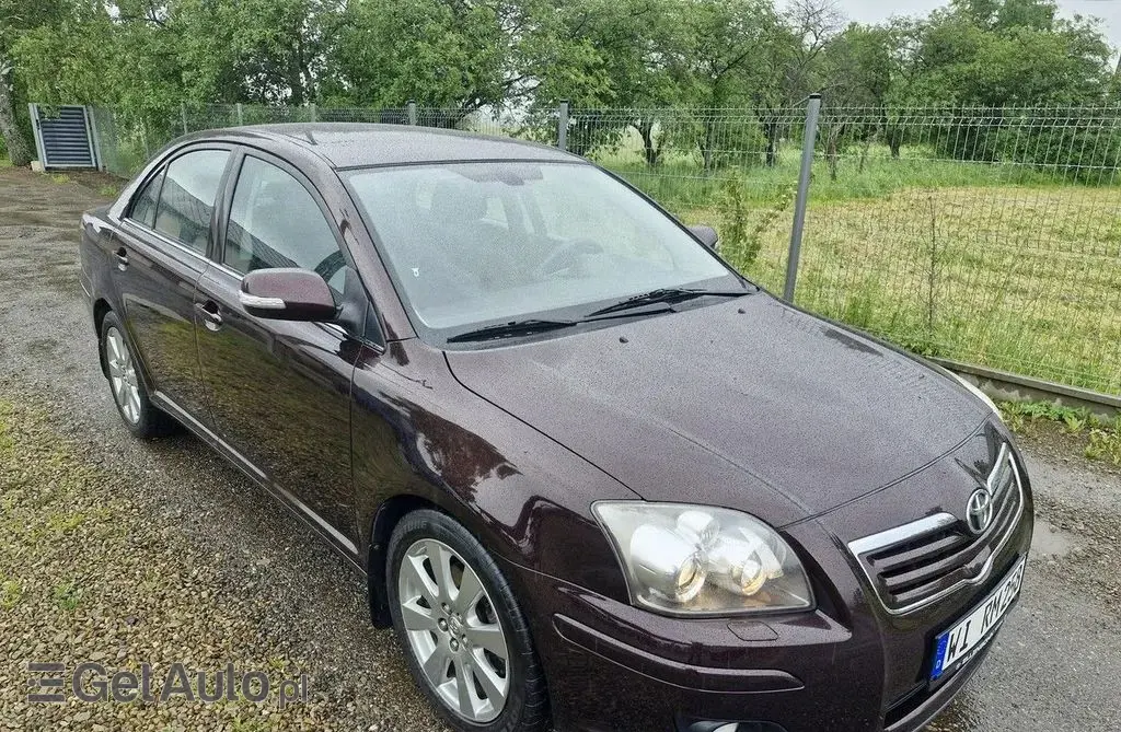TOYOTA Avensis 