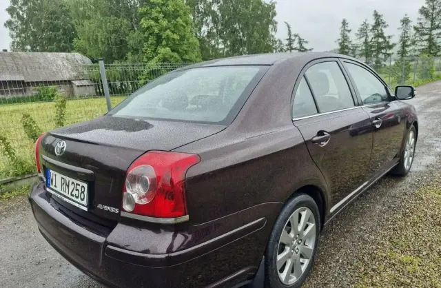 TOYOTA Avensis 