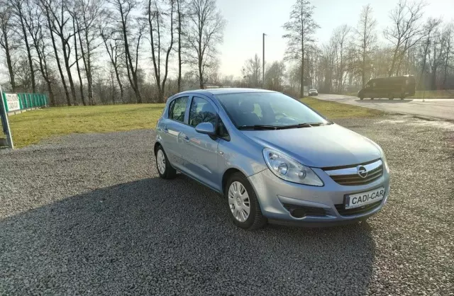 OPEL Corsa 