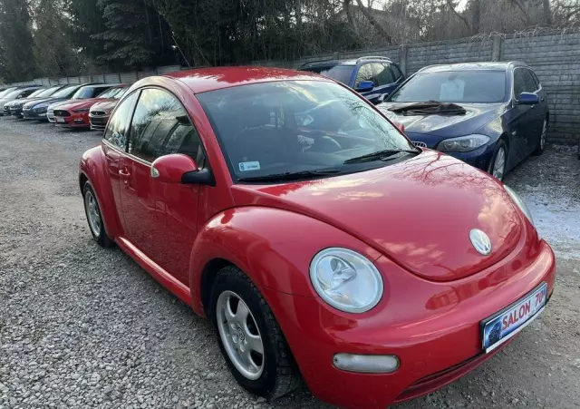 VOLKSWAGEN New Beetle 1.6