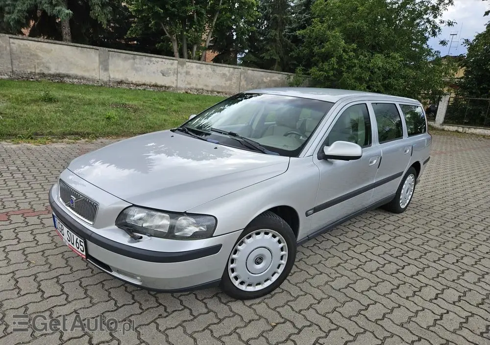 VOLVO V70 2.3 T-5