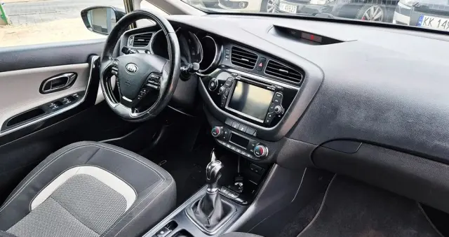 KIA Ceed Cee'd 1.6 GDI XL