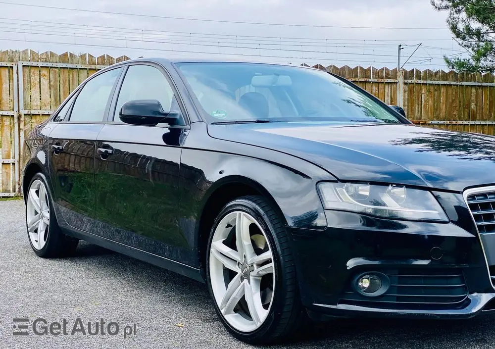 AUDI A4 Limousine 1.8 TFSI Attraction