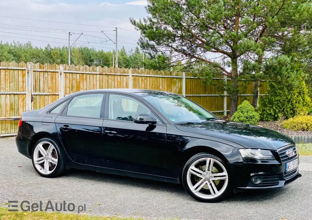 AUDI A4 Limousine 1.8 TFSI Attraction