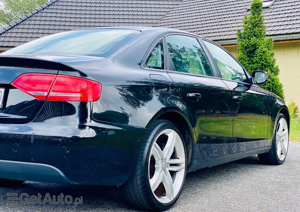 AUDI A4 Limousine 1.8 TFSI Attraction