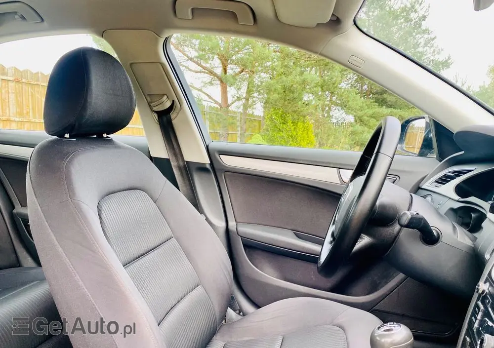 AUDI A4 Limousine 1.8 TFSI Attraction