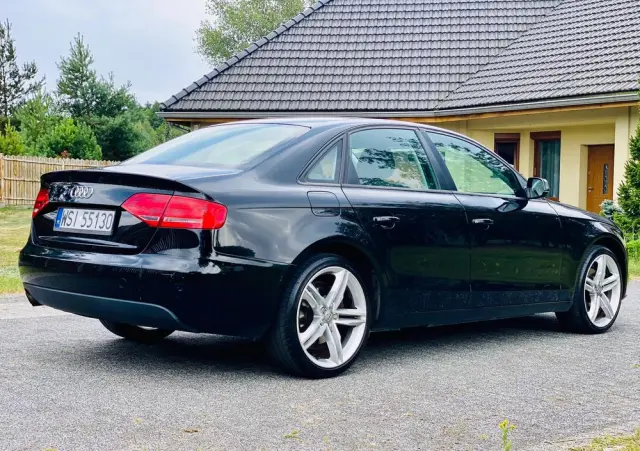 AUDI A4 Limousine 1.8 TFSI Attraction