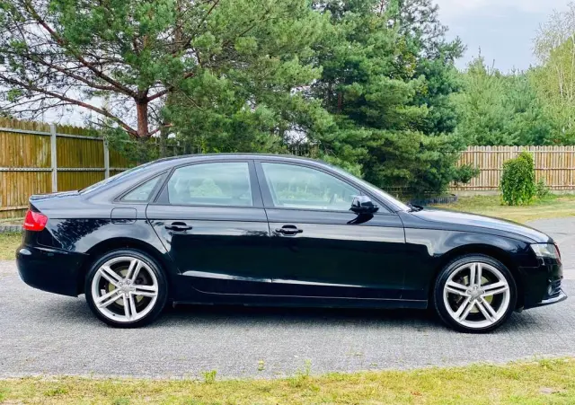 AUDI A4 Limousine 1.8 TFSI Attraction