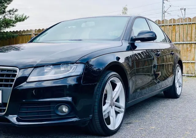 AUDI A4 Limousine 1.8 TFSI Attraction