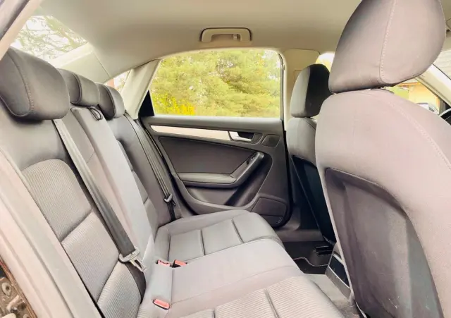 AUDI A4 Limousine 1.8 TFSI Attraction