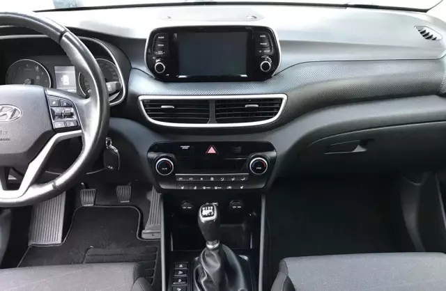 HYUNDAI Tucson 