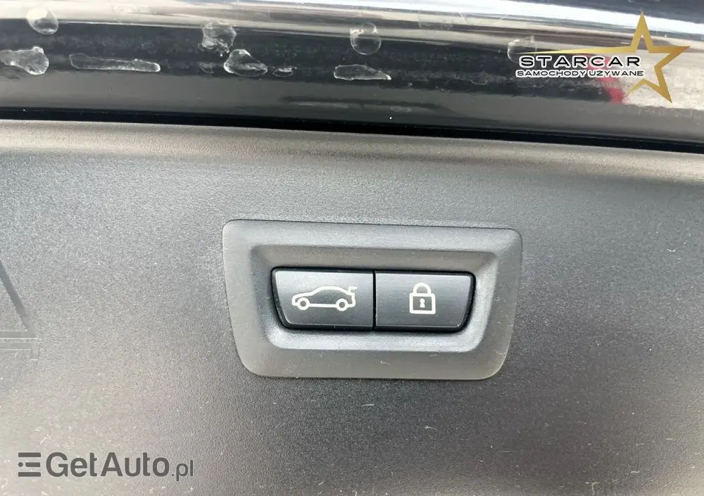 BMW Seria 5 525d xDrive Touring Sport-Aut