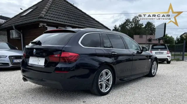 BMW Seria 5 525d xDrive Touring Sport-Aut