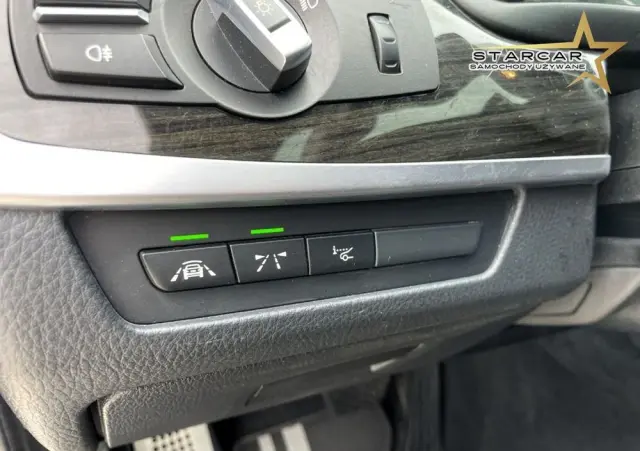 BMW Seria 5 525d xDrive Touring Sport-Aut