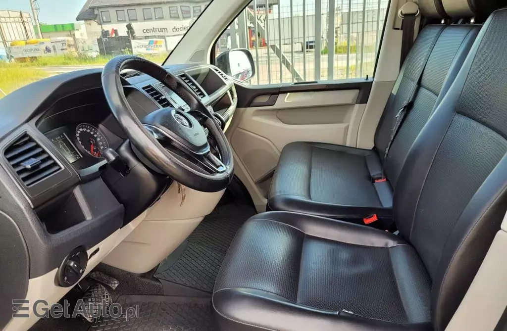 VOLKSWAGEN Transporter 