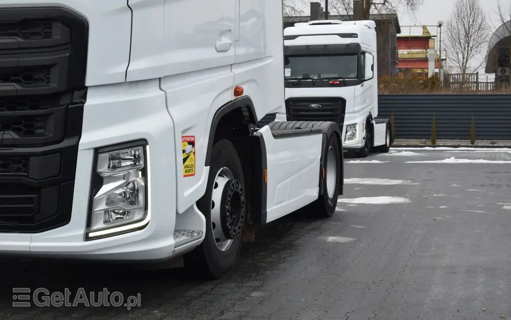 FORD F-MAX 500 / RETARDER / KLIMATYZACJA POSTOJOWA / ACC / NAWIGACJA / KLIMA / LEDY / 2 ZBIORNIKI / FULL SPILERY / 2023 / NISKI PRZEBIEG / FULL OPCJA / GWARANCJA PRODUCENTA / SERWISOWANY / SPROWADZONY 