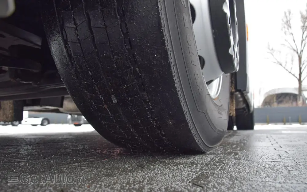 FORD F-MAX 500 / RETARDER / KLIMATYZACJA POSTOJOWA / ACC / NAWIGACJA / KLIMA / LEDY / 2 ZBIORNIKI / FULL SPILERY / 2023 / NISKI PRZEBIEG / FULL OPCJA / GWARANCJA PRODUCENTA / SERWISOWANY / SPROWADZONY 