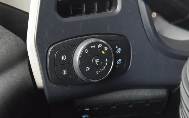 FORD F-MAX 500 / RETARDER / KLIMATYZACJA POSTOJOWA / ACC / NAWIGACJA / KLIMA / LEDY / 2 ZBIORNIKI / FULL SPILERY / 2023 / NISKI PRZEBIEG / FULL OPCJA / GWARANCJA PRODUCENTA / SERWISOWANY / SPROWADZONY 