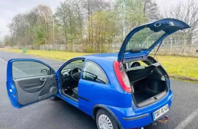 OPEL Corsa 