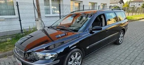 VOLVO V70 