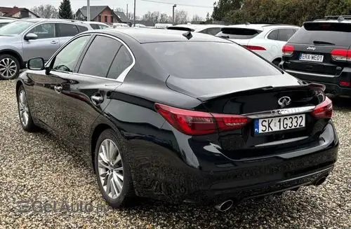 INFINITI Q50 