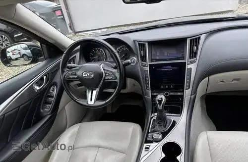 INFINITI Q50 