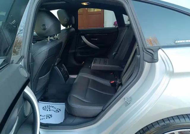 BMW Seria 4 420d Sport-Aut M Sport