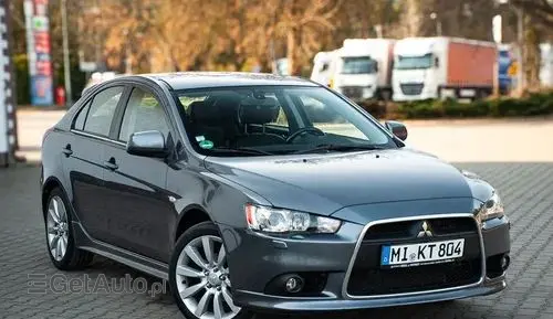 MITSUBISHI Lancer 