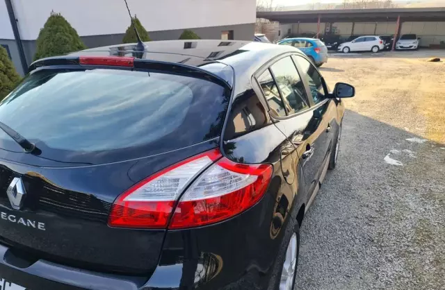 RENAULT Megane 