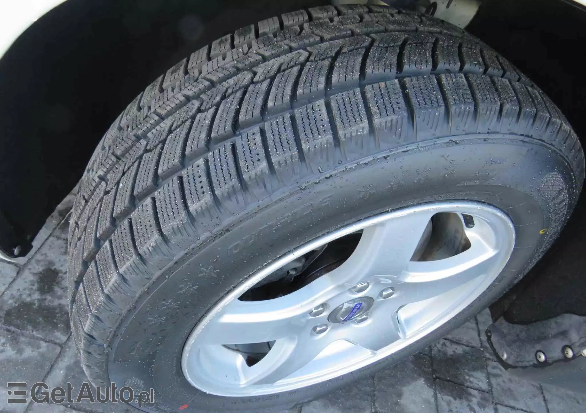 VOLVO V70 2.0D Kinetic